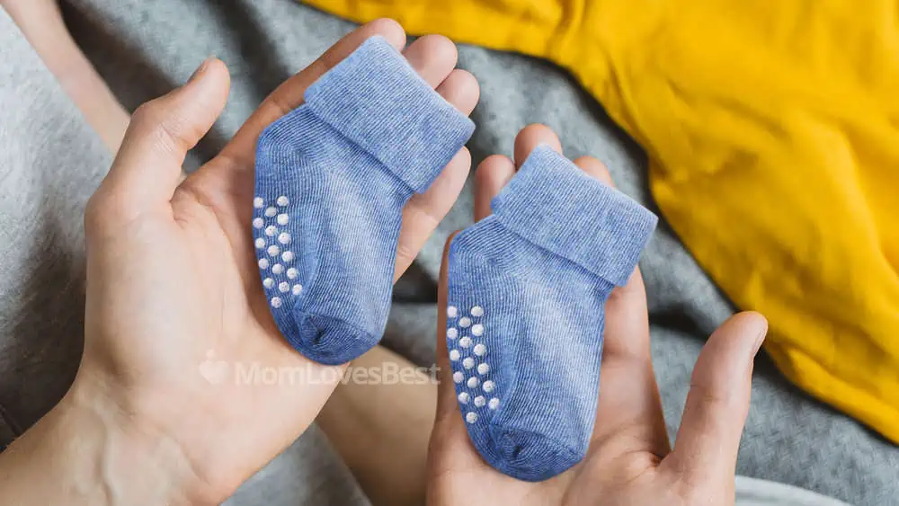 Photo of the Jefferies Non-Slip Socks